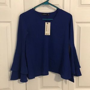 Blue bell sleeve long sleeve